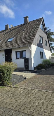 Familienidyll mit Garten & Terrasse – Doppelhaushälfte in Krefeld Inrath