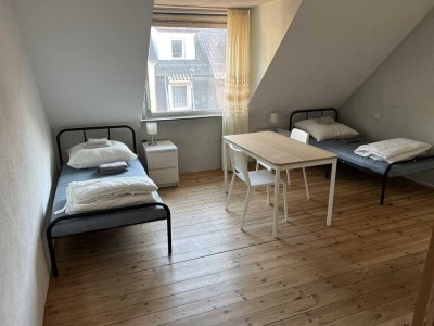 Teilsanierte 3 Zimmer Wohnung zu vermieten!