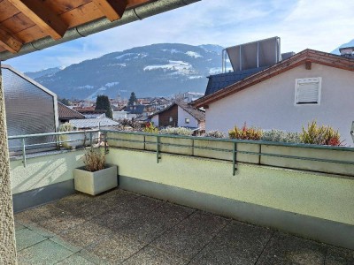 Wattens: Geräumige 4 Zimmer Wohnung mit 2 Terrassen, Kellerabteil und 1 TGAAP in ruhiger, zentraler Lage!