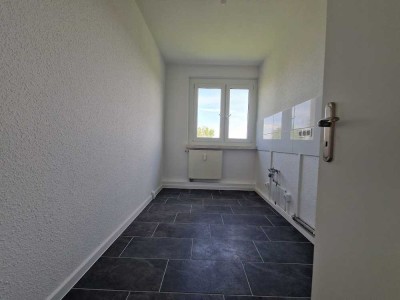 Familienfreundliche 4-Zimmer-Wohnung mit Balkon und lichtdurchfluteter Küche! + 2 NKM sparen*