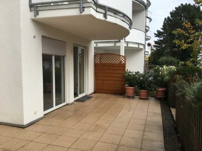 Schöne, geräumige zwei Zimmer Wohnung in Wiesbaden, Bierstadt