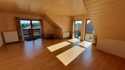 DG-Wohnung mit Fernblick, inkl. Garage