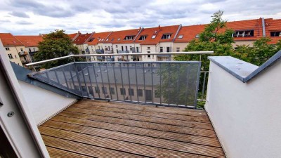 Freundliche DG Whg. mit offener Küche!