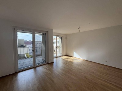 ab sofort verfügbar: 1-Zimmer-Wohnung im 7. OG mit ruhigem Innenhofblick