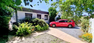 Bungalow 4-Raum-Doppelhaushälfte in Bremen Oberneuland