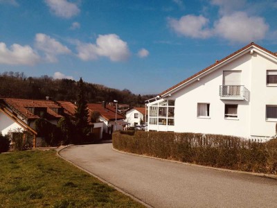 Schöne, helle 1-Zimmer-Wohnung + Balkon + EBK in Vaihingen/Enz-Aurich