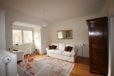 Gepflegte  3,5-Zimmer Wohnung in denkmalgeschützter Jugendstilvilla in Heidelberg-Neuenheim