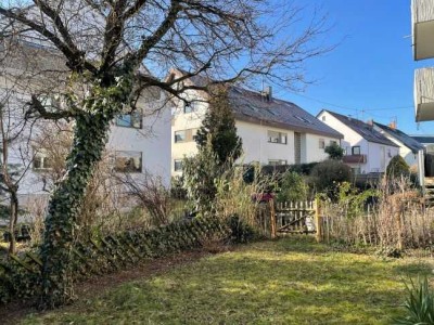 Freiwerdend - Sonnig und mit Garten - 2-Zi-ETW in Filderstadt-Bernhausen mit Balkon und Garage!