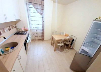 Geschmackvolle, vollständig renovierte 2-Raum-Wohnung mit EBK in Kaufering