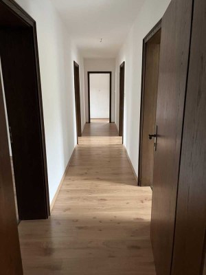 Schöne, helle Wohnung zu vermieten