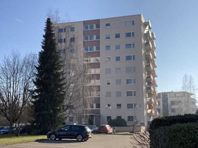 3,5-Zimmer-Wohnung mit Balkon und Lift