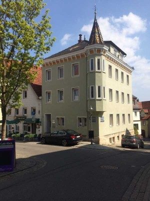 Charmante Altbau- Zimmer-Wohnung  im Zentrum ab 01.10.2025 zu vermieten