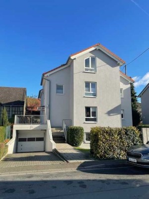 Von Privat: Exclusive 3 Zimmer Whg. mit außergewöhnlichem Schnitt