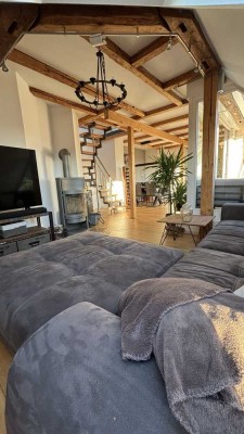 Traumhafte Dachgeschosswohnung - eure Wohlfühl-Oase direkt am Prinzenpark wartet auf Euch!