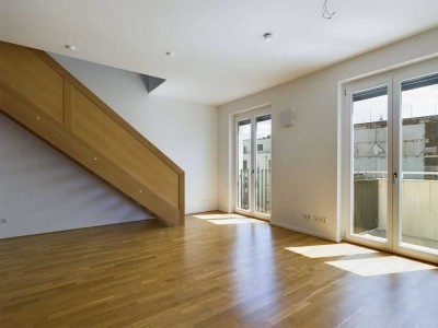 Moderne 3-Zimmer-Maisonette mit zwei Balkons und Innenhof: ideal für Paare + Familien | MaryAnn