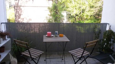Südstadt-Appartment mit großer Loggia, Gartenblick, Aufzug, 1. OG