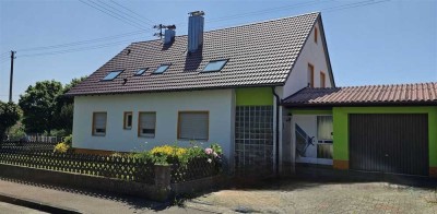 Zweifamilienhaus in ländlich-ruhiger Wohnlage