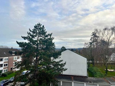 Gepflegte 3-Zimmer-Wohnung mit Balkon im 3. OG in Aachen-Westpark