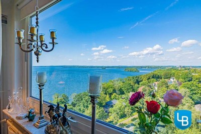 Einzigartige Wohnung über den Dächern von Plön mit fantastischem Blick auf den Großen Plöner See