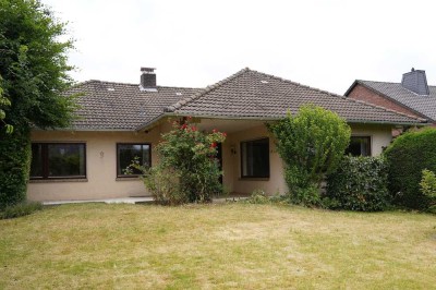 * Gepflegter Außenbereich & großzügige Südterrasse * - Winkelbungalow mit Garage in Groß Ilsede