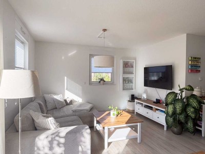 Neuwertige und großzügige 3-Zimmer-Wohnung in ruhiger Wohngegend