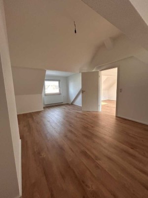 Attraktive 2-Zimmer-DG-Wohnung in Velbert