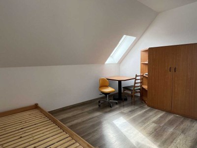 Möblierte Eigentumswohnung in Oelsnitz. - provisionsfrei!