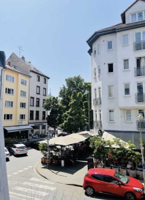 Erstbezug nach Kernsanierung*Gemütliche 1-Zimmer-Wohnung*Balkonaustritt*Lift*Toplage Berger Straße