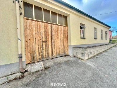 Sanierungsbedürftiges Landhaus!