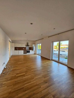3 Zimmer OG. 81m², mit südseitigem Balkon, in ruhiger Lage, Mattighofen