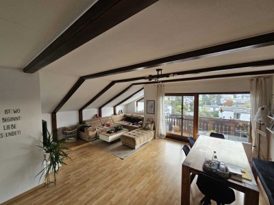 3.5 Zimmer-Dachgeschoss-Wohnung