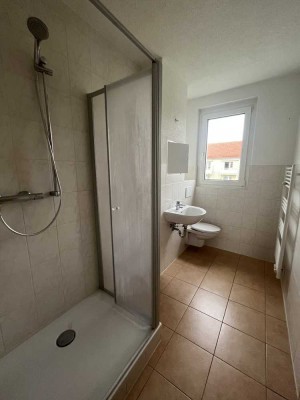 2-R Whg mit großer Küche  -wird neu saniert