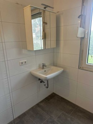Erstbezug nach Sanierung: freundliche 2,5-Zimmer-Wohnung mit Balkon in Unna