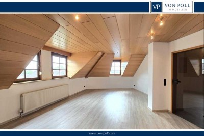 Erstbezug nach Renovierung! Gepflegte Dachgeschosswohnung, sucht Single oder Rentnerpaar!