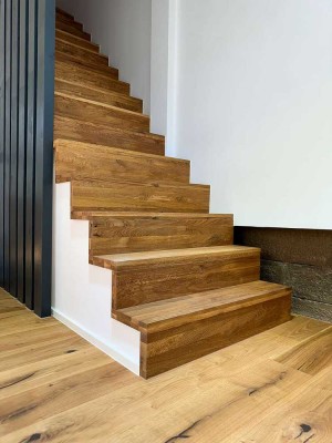 //Haus Weidenmann //Scheune //Maisonette //Eichedielen //Komfort-Bad //Terrasse //klimatisiert