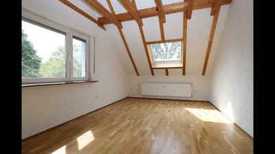 Freistehendes Zweifamilienhaus in ruhiger Waldrandlage von Wiehl