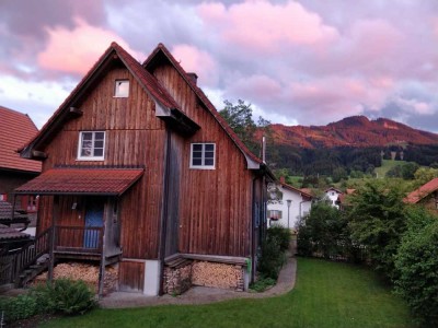 Lichtdurchflutete 2-Zimmerwohnung mit Bergblick