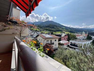 Helle 2,5-Zimmer Dachwohnung mit Balkon in Schwaz