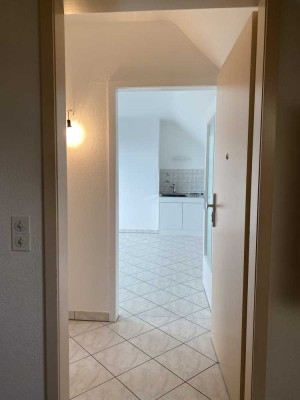 1-Zimmer-Appartement in gepflegtem MFH in Pfungstadt Nord