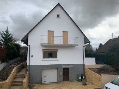 ***Wunderschönes freistehendes Einfamilienhaus, mit Blick auf die Madenburg***