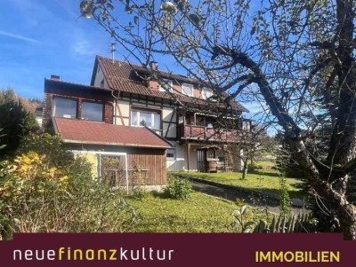 Wohnen, wo andere Urlaub machen – großzügiges Haus mit Einliegerwohnung in traumhafter Naturlage