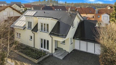 Exklusives Architektenhaus in Top-Lage von Neulingen-Bauschlott!