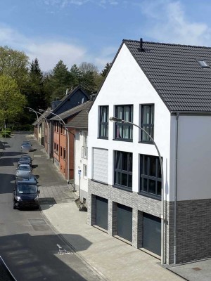 Frechen-Bachem: Schicke 3 Zimmerwohnung mit Balkon