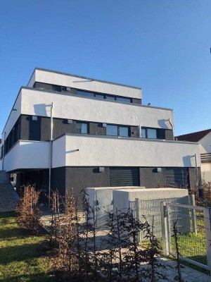 Helle 2 Zimmerwohnung mit großzügigen Balkon