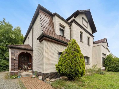 Torgau - schönes Mehrparteienhaus mit 3 Einheiten und schönem Garten - attraktiv auch für Familien