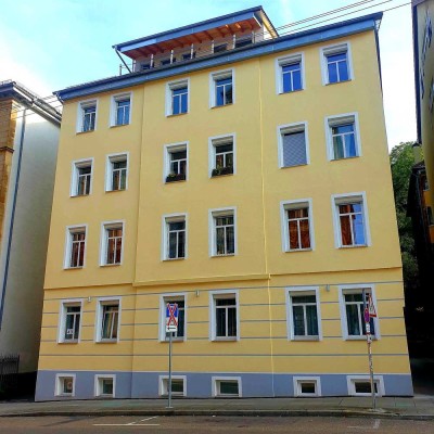 4-Zi.-Whg. in Stgt.-WEST * WG geeignet! * top renovierter ALTBAU * neue EBK * Balkon/Wintergarten! *