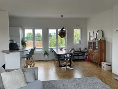 Moderne, großzügige 3-Zimmer-Maisonette-Wohnung mit 2 Balkonen und Einbauküche in Köln Weiden