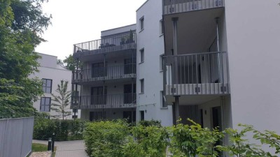 In Nürnberg: Stilvolle Wohnung mit vier Zimmern und Balkon