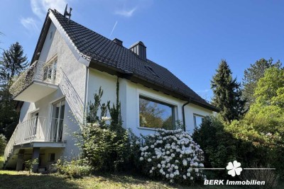 BERK Immobilien -  Ein Ort zum Ankommen – Großzügiges Refugium mit Weitblick und Privatsphäre