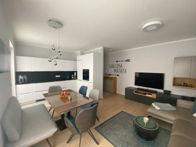 Hochwertige und stilvolle 3-Zimmer-Wohnung mit großem West-Balkon